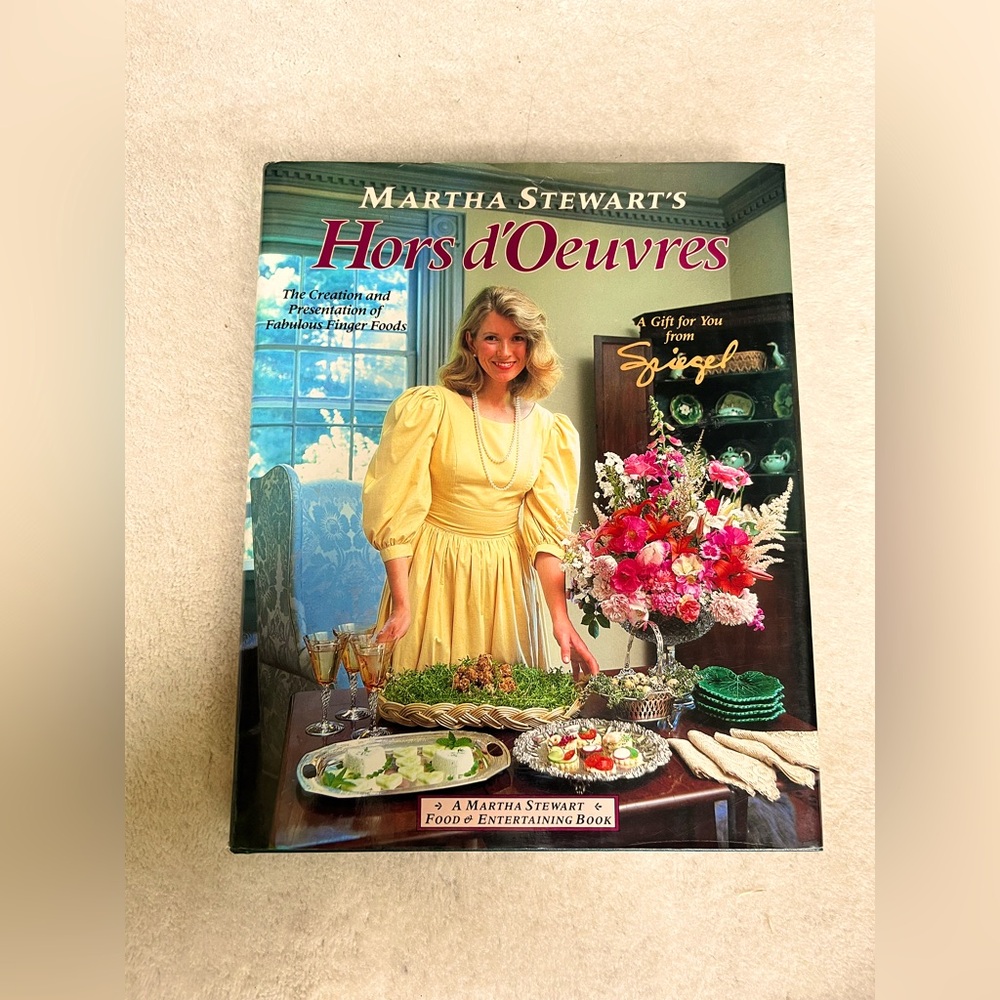 Martha Stewart Hors d’Oeuvres Food and Entertaining Book